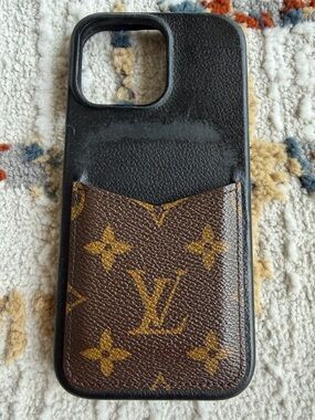 Louis Vuitton
Bumper Pallas Iphone 15 Pro Max